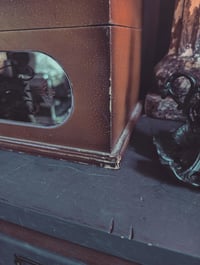 Image 5 of Mirror box