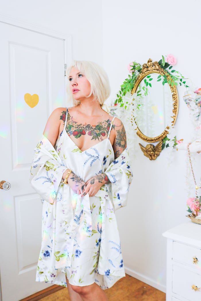 Y2K Chandio Garden Fairy Two Piece Robe and Nightgown Set (Large)