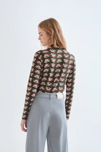 Image 4 of Lina Top