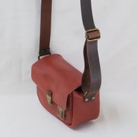 Image 5 of Point and Shoot in vintage smooth cognac