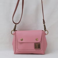 Image 1 of Kutson Sling mini in pebbled retro pink