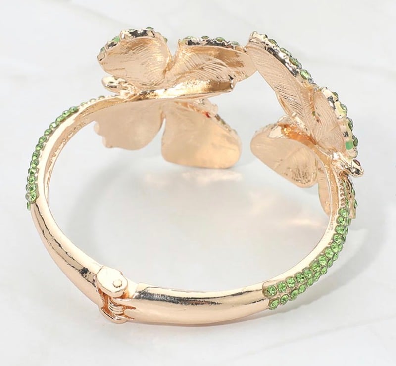 Image of WOMENS WRAP AROUND BRACELET 