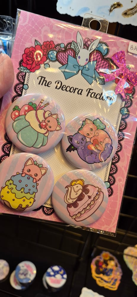 Image of Mini Badge Set - Kitty Desserts