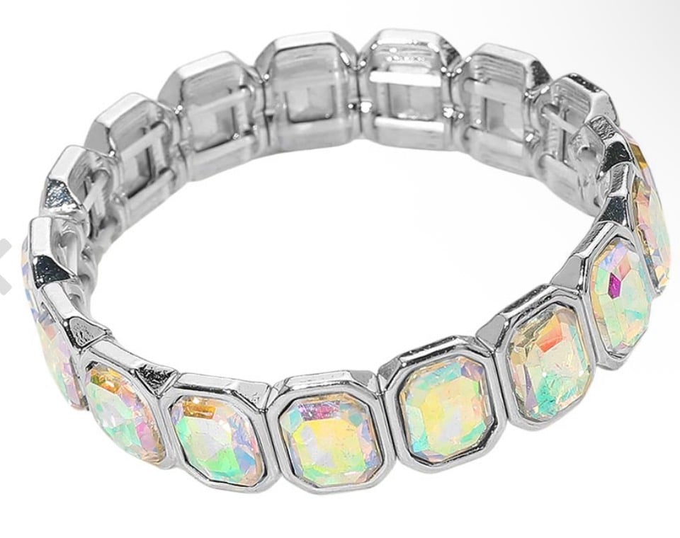 Image of RECTANGLE BEADED BRACELET 