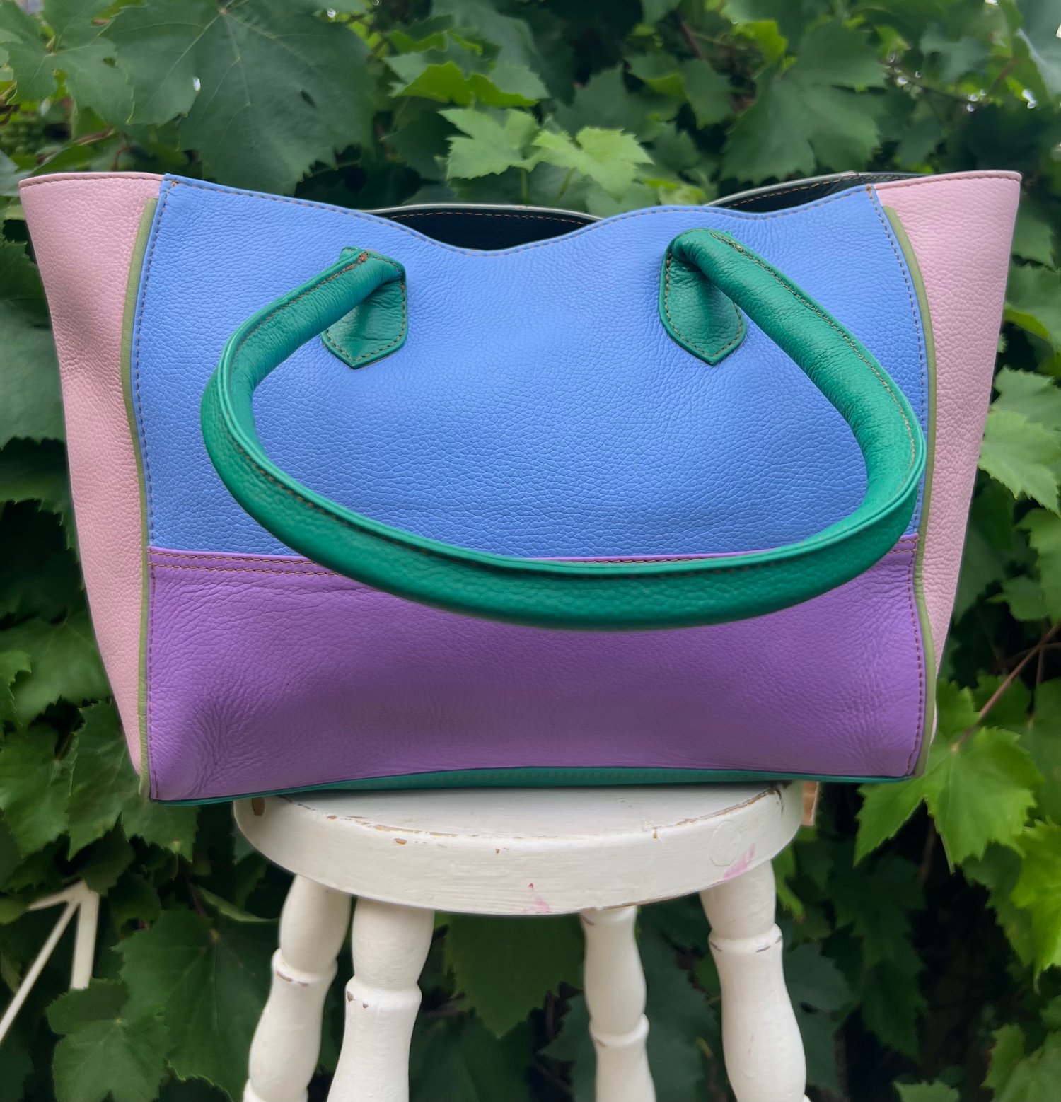 Image of Medium Leather/Tote #MT2