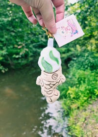 Image 4 of Taiyaki Keychain
