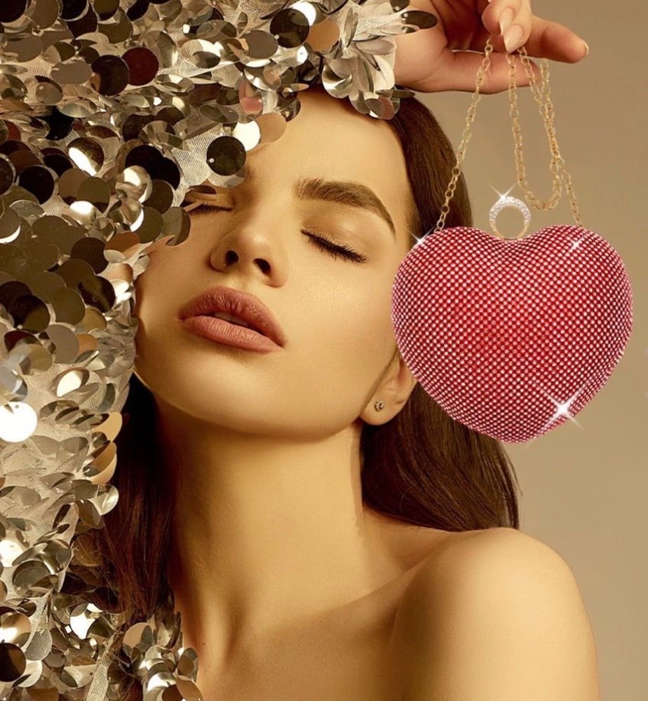 Image of STONE HEART HANDBAG 