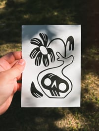 Image 1 of SKULL VASE 5x7 Block Print
