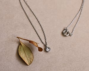 Image of Platinum 3.0mm rose-cut white diamond necklace - with milled edge setting
