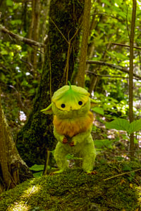 Image 3 of Kodama (Gingko variant) poseable art doll [IN STOCK]