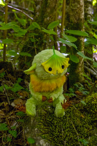 Image 12 of Kodama (Gingko variant) poseable art doll [IN STOCK]