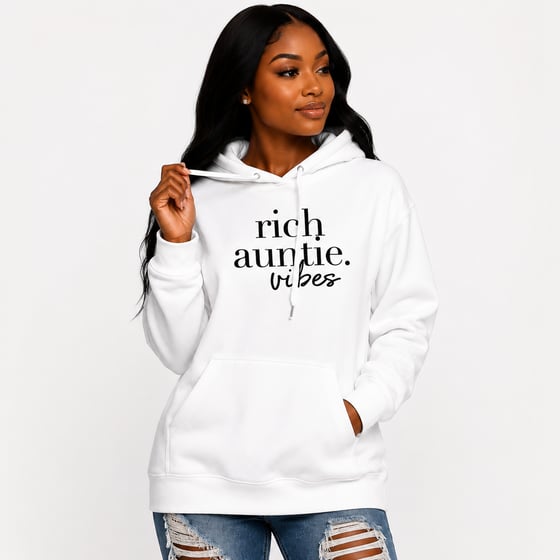 Image of Rich Auntie 
