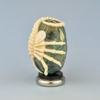 Image 6 of Alien Facehugger 3D glass sculpture with stand #2