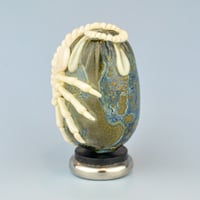Image 6 of Alien Facehugger 3D glass sculpture with stand #4