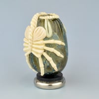 Image 7 of Alien Facehugger 3D glass sculpture with stand #4