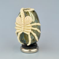 Image 8 of Alien Facehugger 3D glass sculpture with stand #4