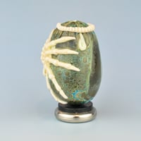 Image 6 of Alien Facehugger 3D glass sculpture with stand #6