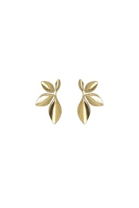 Petali ✿ in gold