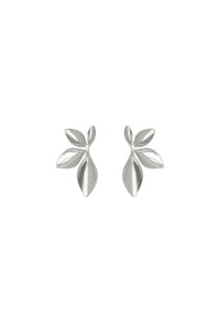 Petali ✿ in silver