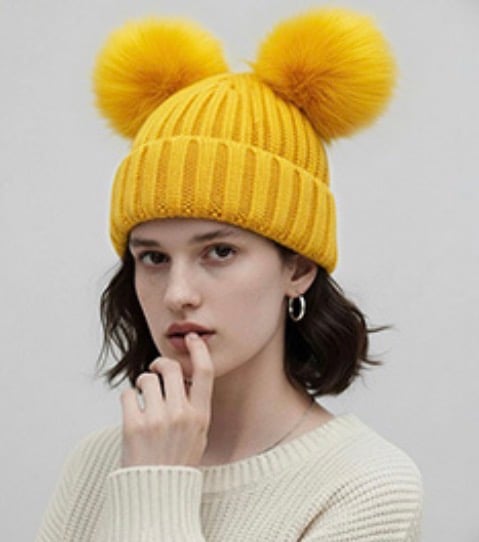 Image of POM POM BEANIE 