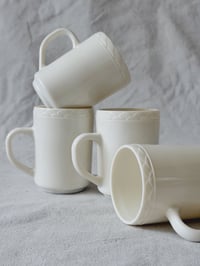 Image 2 of Arco Pal France “Romaine Ivory” Mugs | Set of 4