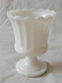 Image 2 of Vintage Mid-Century Milk Glass Pedestal Compote