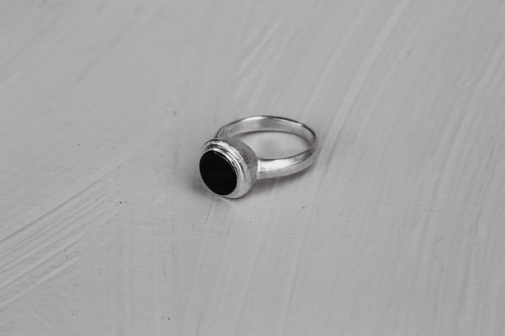 Image of Onyx Circle Ring
