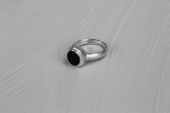 Image of Onyx Circle Ring
