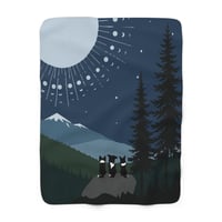 Image 4 of Moon Dogs Lightweight Sherpa Blanket