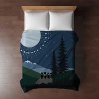 Image 1 of Moon Dogs Lightweight Sherpa Blanket