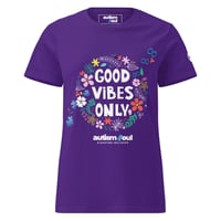 Image 1 of Women’s basic softstyle t-shirt Good Vibes Only - Heart Hands 