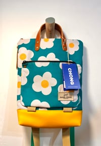 Image 1 of MOCHILA BOOK HOLDER MINI IMPERMEABLE DZ GRAPHIC EDITION (print margaritas)