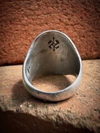 Image 5 of WL&A Handmade High Grade Bisbee Turquoise Sterling Oval Signet Ring - Size 11