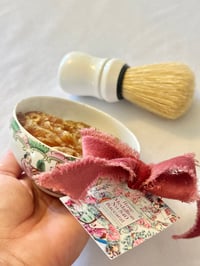 Image 7 of Rose Medallion No 540 Baccarat Rouge Luxury Shave Soap Set 
