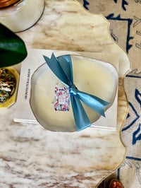 Image 3 of Belle Seven Wick Ceramic Soy Candle 