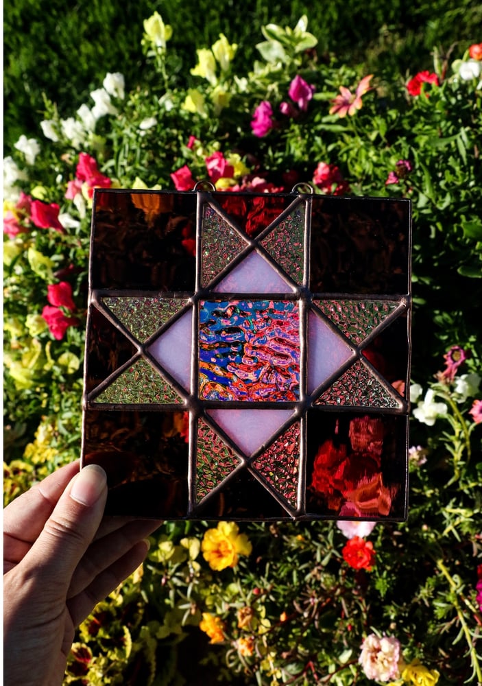Image of Dichroic Ohio star quilt
