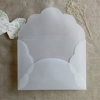 Image 3 of White vellum scallop envelope for 5x7 card | pack of 10