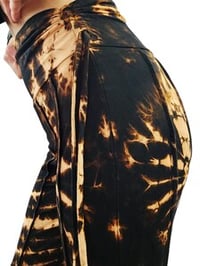 Image 13 of Tie Dye High Cinch Waist Flare Pants - Black Tan Brown - 31