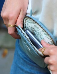 Image 13 of Hindbag Bill phone bag
