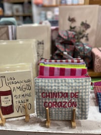 Image 2 of Neceser bordado Chinija de corazón 