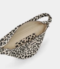 Image 13 of Hindbag Fanny pack Sasha 
