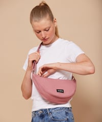 Image 2 of Hindbag Half-moon bag Andrea