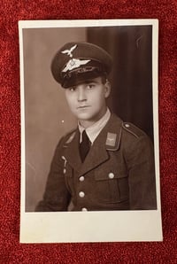 Image 4 of WW2 (Nazi Germany) Military Airmail Envelope (Luftfeldpost) w/Soldier's Uniform Portrait