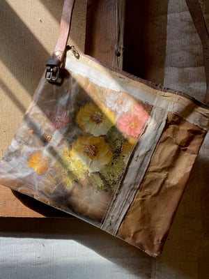 Image of one of a kind painting bag - bloemen