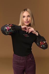 Image 4 of Top Black boho Minueto