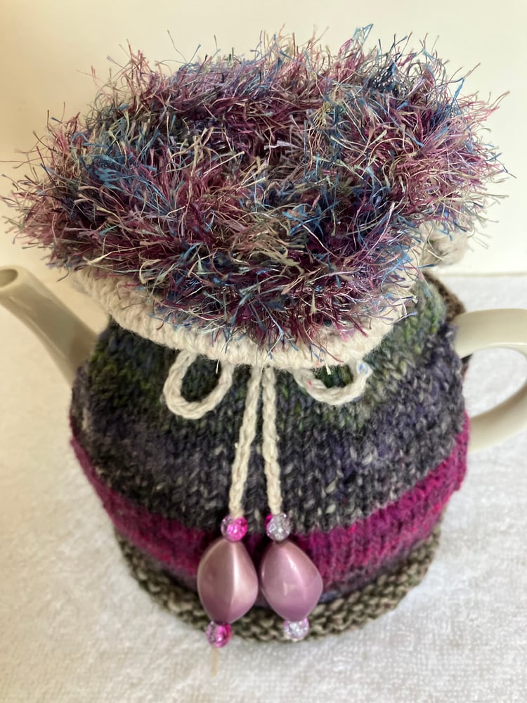 Image of medium HEATHER Go On! tea cosie