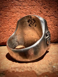 Image 5 of WL&A Handmade Heavy Sterling High Grade Webbed Natural Royston Thunderbird Signet Ring - Size 11