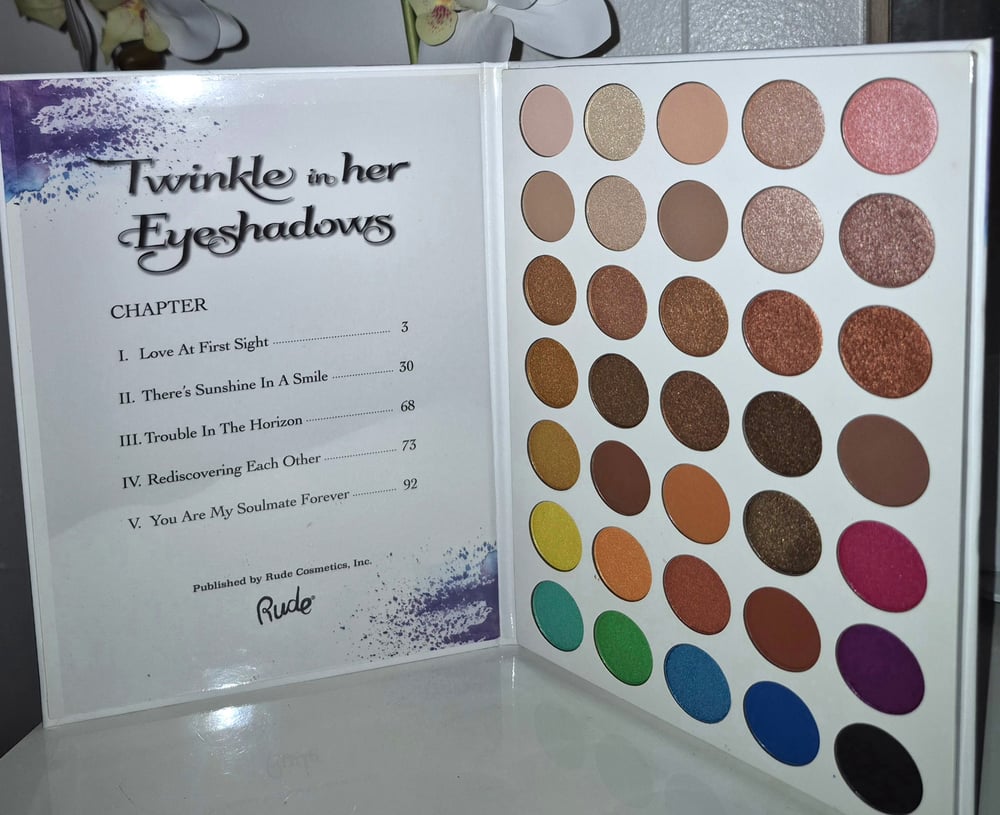 Image of Twinkle In Her Eyeshadows Book 1