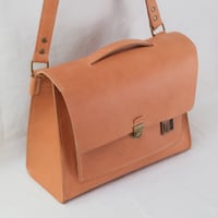 Image 2 of Osaka Sling in natural
