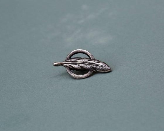 Image of Feather Pin